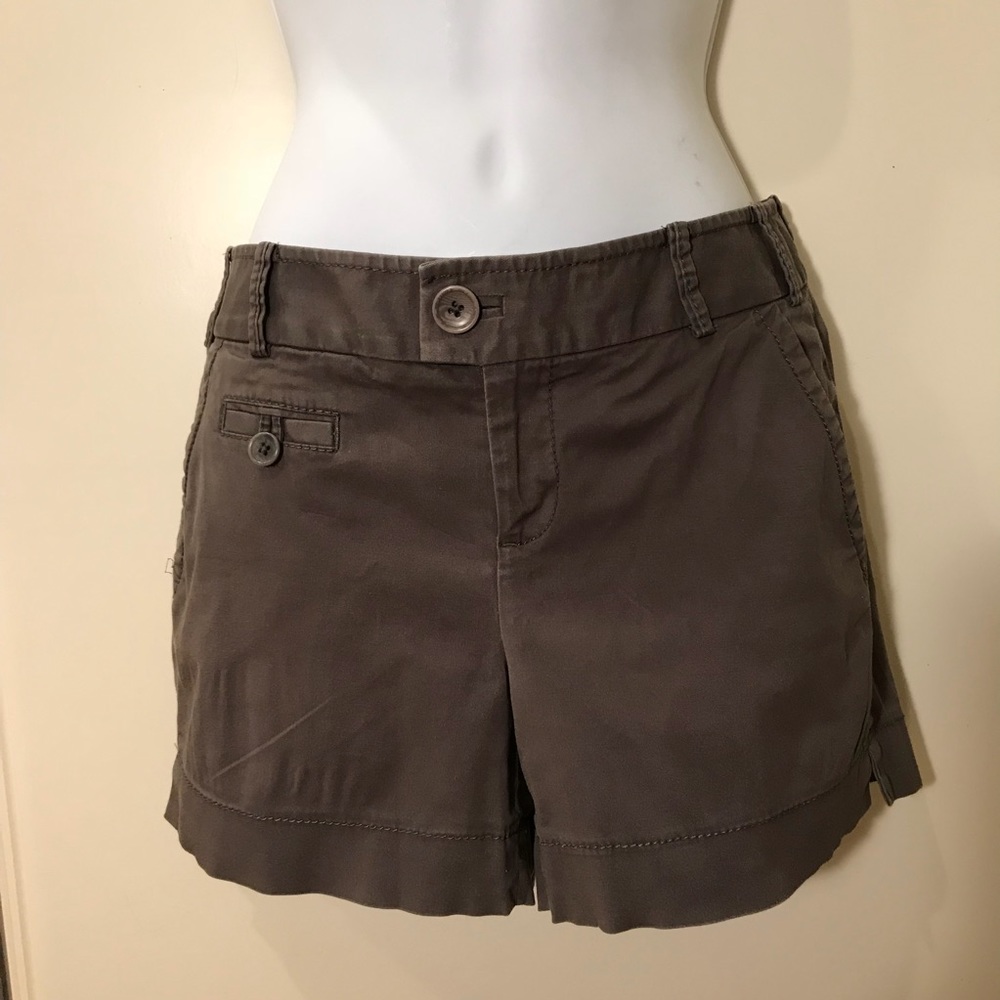 Banana Republic Brown Shorts Martin Fit stretch